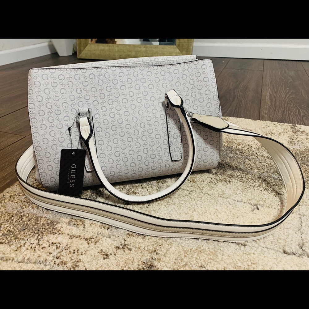 Guess Handbag - Picture 5 of 5
